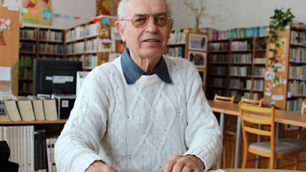Antonín Ošťádal - autor knihy pověstí a povídek Krajinou ječných klasů