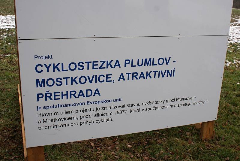 Slavnostní poklepání na základní kámen a oficiální zahájení stavby cyklostezky podél plumlovské přehrady - 27. 1. 2020