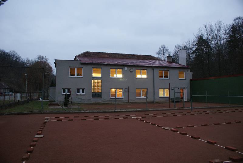 Sokolovna ve Stražisku má novou střechu, okna a je čerstvě vymalovaná