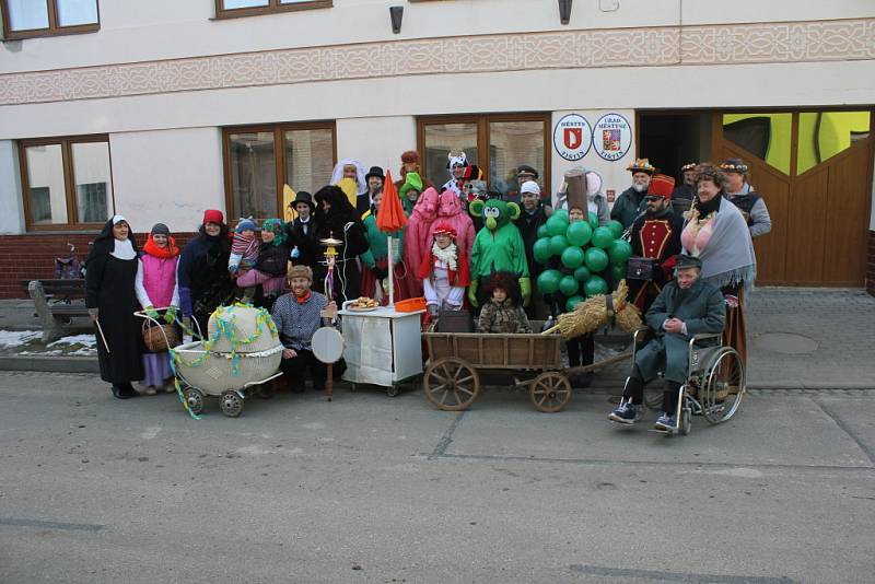 Tištín zažil v sobotu masopust. Jednalo se o třetí ročník obnovené tradice. 