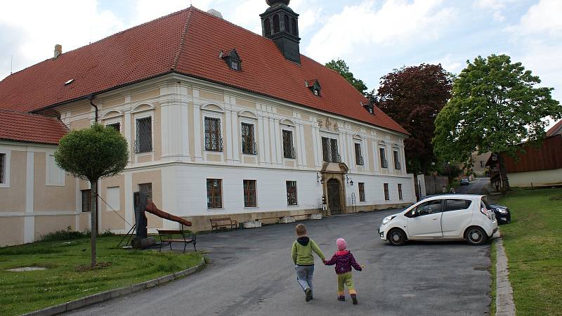 Zámek v Konici a Muzeum řemesel v Konici