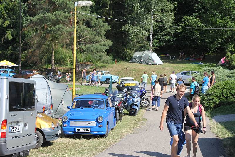 Trabant sraz Morava v kempu Žralok na Plumlově 2019