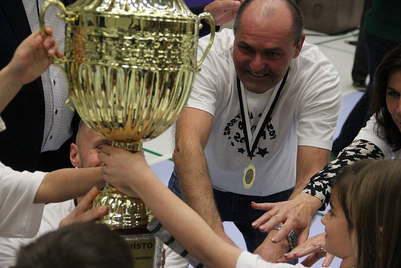 Charitativní předvánoční akce Sportovní hvězdy dětem 2022 v prostějovském Národním sportovním centru.