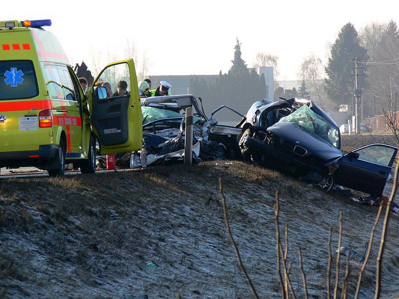 Tragická nehoda na R46 v Prostějově, při které zahynulo šest lidí