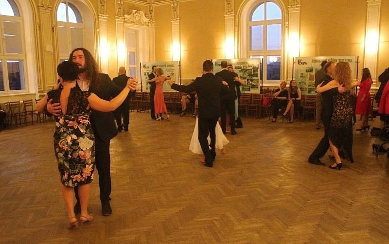 Taneční studio Mango mistra Jana Halíře uzavřelo zimní kurzy pro začátečníky i pokročlilé.