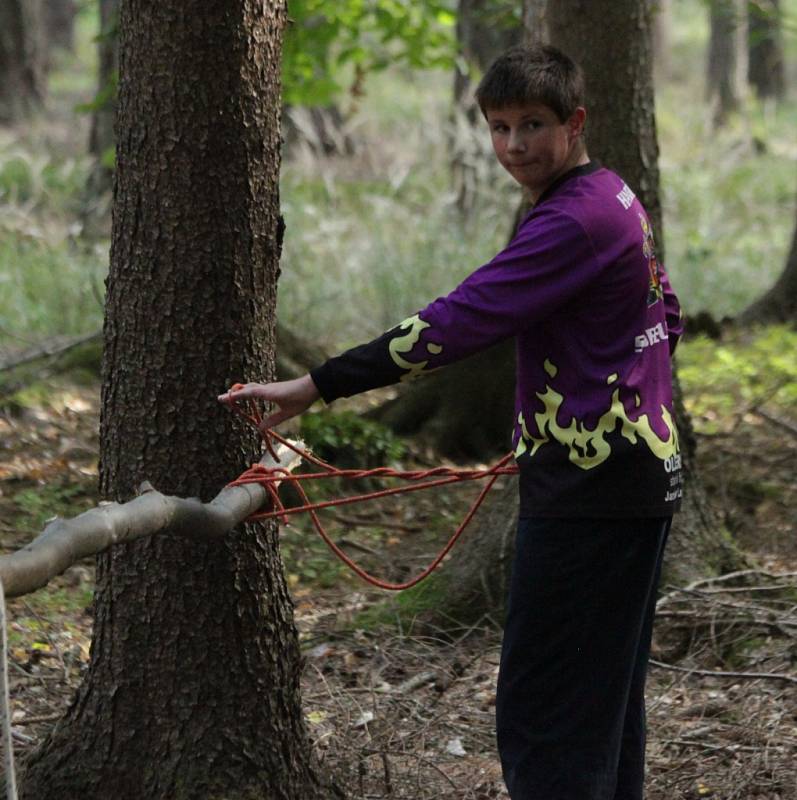 Podzimní okresní kolo soutěže Plamen přivedlo do Suchdola u Prostějova téměř dvě stě osmdesát malých hasičů, kteří zde předvedli své dovednosti z požárního sportu.