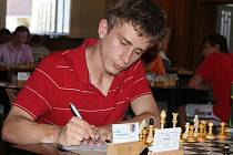 Šachový turnaj Wisconsin Cup 2011 v Prostějově - Vojtěch Plát v akci