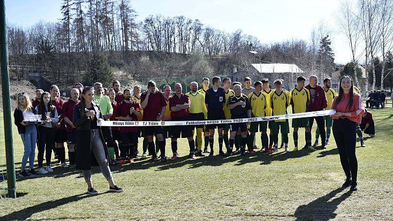 Do kopce se už hrát nebude. V Tištíně zrekonstruovali fotbalové hřiště, na které se padesát let nesáhlo. 27.3. 2022