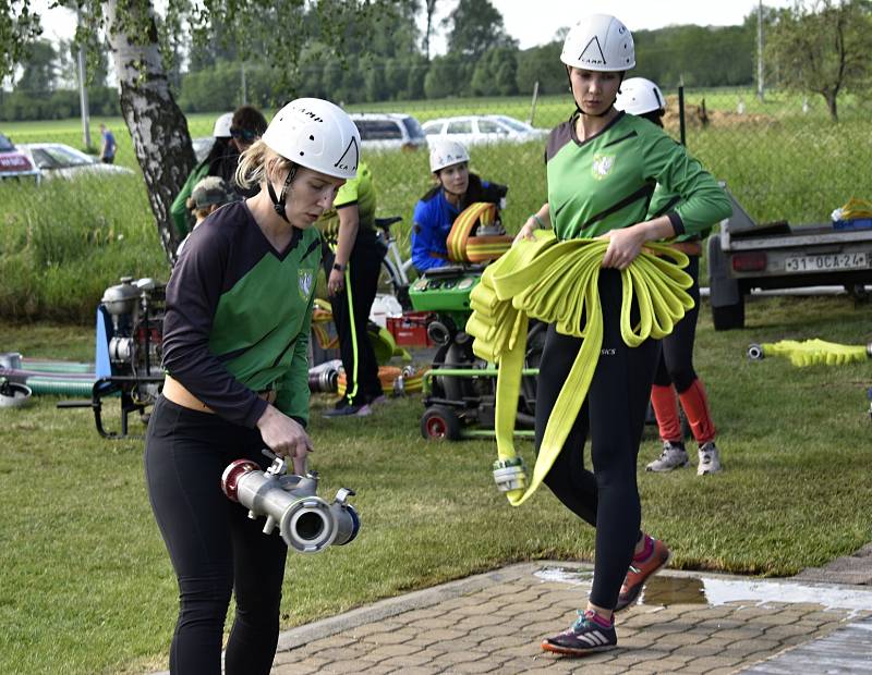 Prvním závodem odstartovala ve Vrchoslavicích Velká cena Prostějovska v požárním útoku, 21. 5. 2022