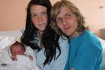 Petr Glacner s maminkou Markétou a tatínkem Davidem, narozen 28. června, 50 cm, 3450 g