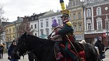 Před prostějovskou radnici dorazil jízdní oddíl Rakousko-uherské armády a bavil děti i dospělé, 27.11. 2022