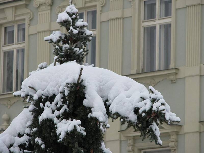 Sníh z ulic a chodníků na Prostějovsku mizí jen pozvolna