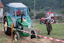 Jedenáctý ročník traktoriády ve Stínavě