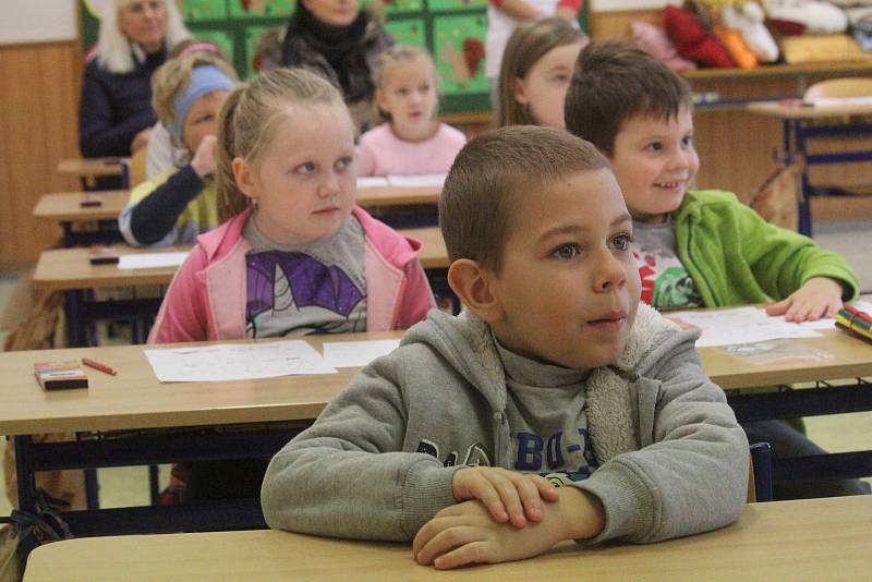 V kralické škole organizují zkušební vyučovací hodiny pro předškoláky.