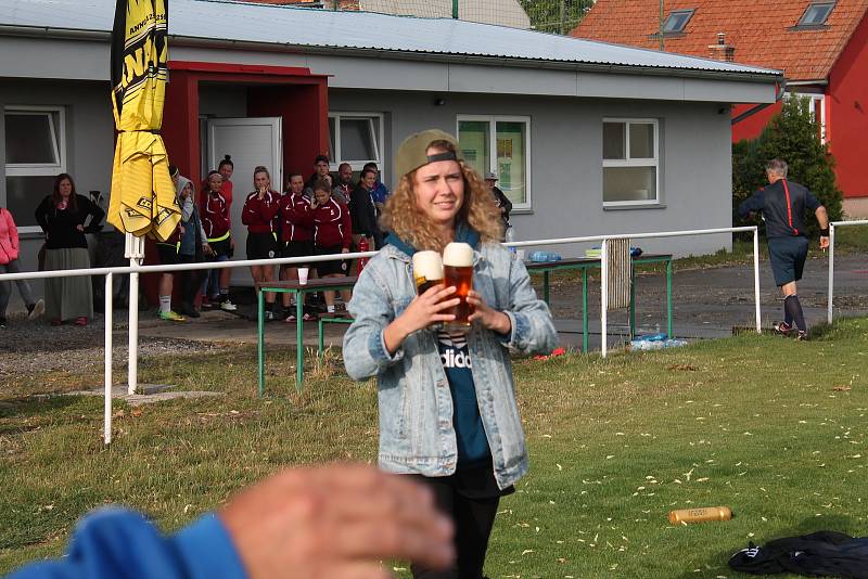 V sobotu se v Kostelci na Hané uskutečnil 8. ročník ženského fotbalového turnaje Hanácká kopačka