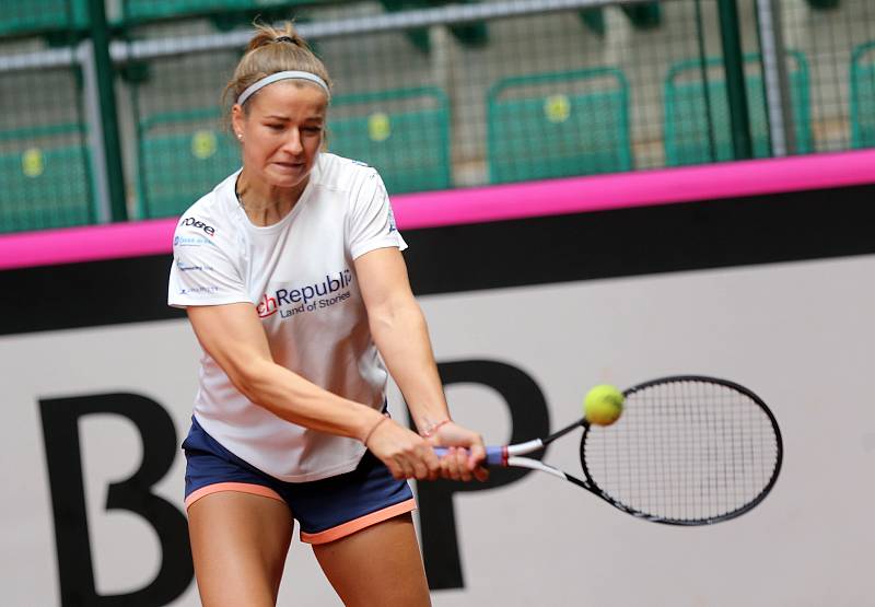 Trénink na Fed cup na centrálním dvorci v Prostějově.