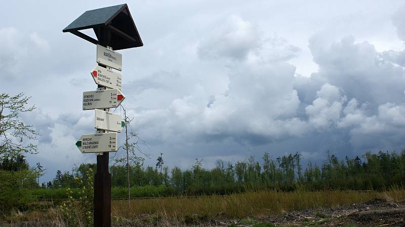 Změny turistického značení na Drahanské vrchovině - nové trasy a rozcestníky - Maršín