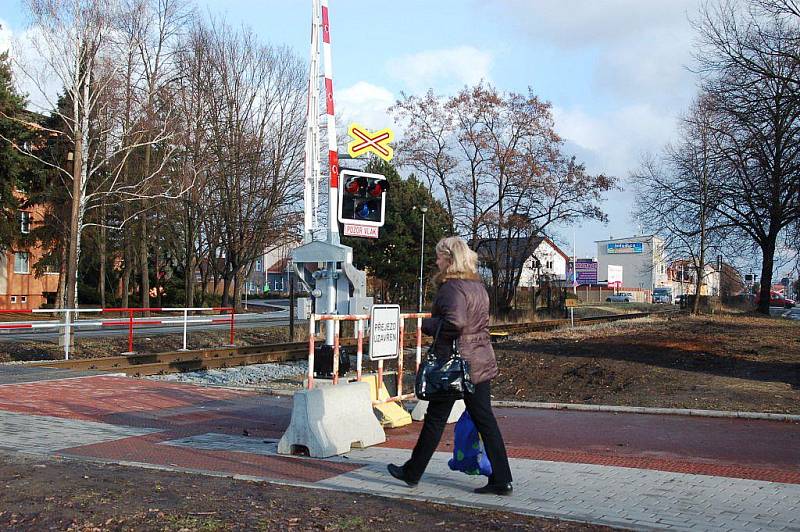 Nové závory na cyklostezce u Sladkovského ulice