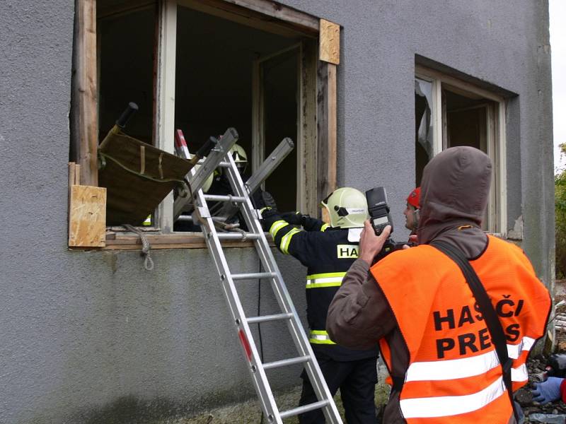 Cvičení IZS v Jezdecké ulici v Prostějově