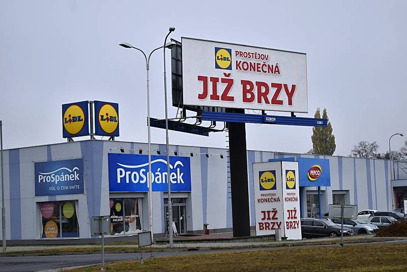 Nová prodejna Lidl v Prostějově, v blízkosti obchodní pasáže Arkáda. 10. listopadu 2021