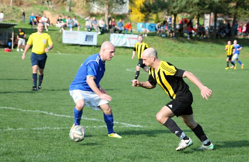 Plumlovská štika kouše dál. V sobotním duelu si Sokol (černožlutí) poradil s Brodkem u Přerova.