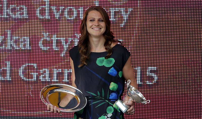 Lucie Šafářová po triumfu na Frech Open přijela do Prostějova, kde s tenisem začínala