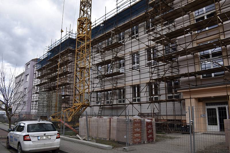 Kompletní modernizace letité školní budovy v Němčicích nad Hanou - 12.3. 2020