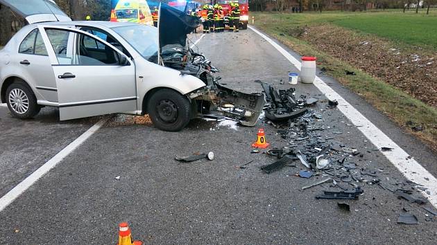 Dopravní nehoda mezi obcemi Ivanovice na Hané a Těšice, neděle 26. listopadu 2023.