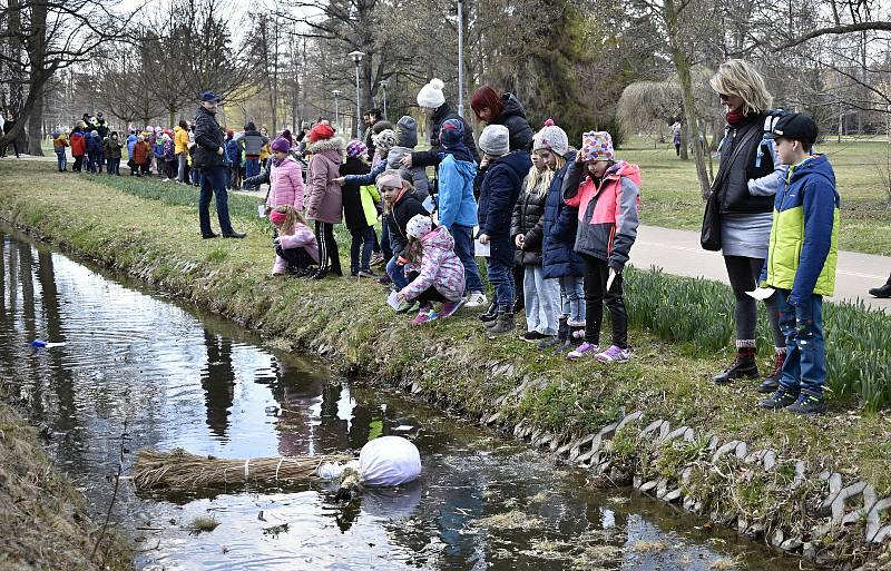 Vynášení smrtky v Prostějově. 4. 4. 2022