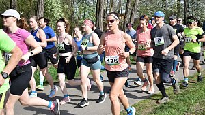 Na tři stovky běžců se zúčastnily 10. ročníku Velikonočního půlmaratonu v Prostějově. 7.4. 2024