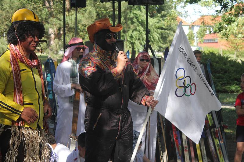 Jedna z nejbláznivějších akcí na Prostějovsku: Zimní olympiáda.v Nezamyslicích