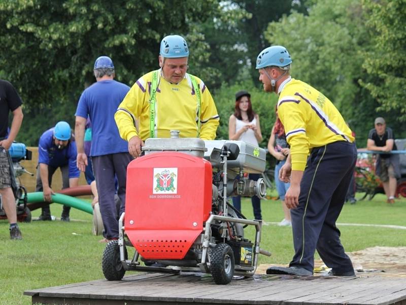 Sbor dobrovolných hasičů soutěžil O pohár starosty obce Doloplazy.