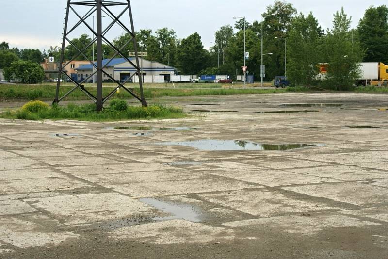 Plocha bývalé skládky mezi Průmyslovou a Kojetínskou ulicí v Prostějově