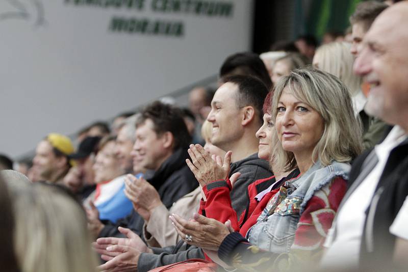 Závěrečný den prostějovského tenisové turnaje nabídl také exhibici zlatých olympioniků