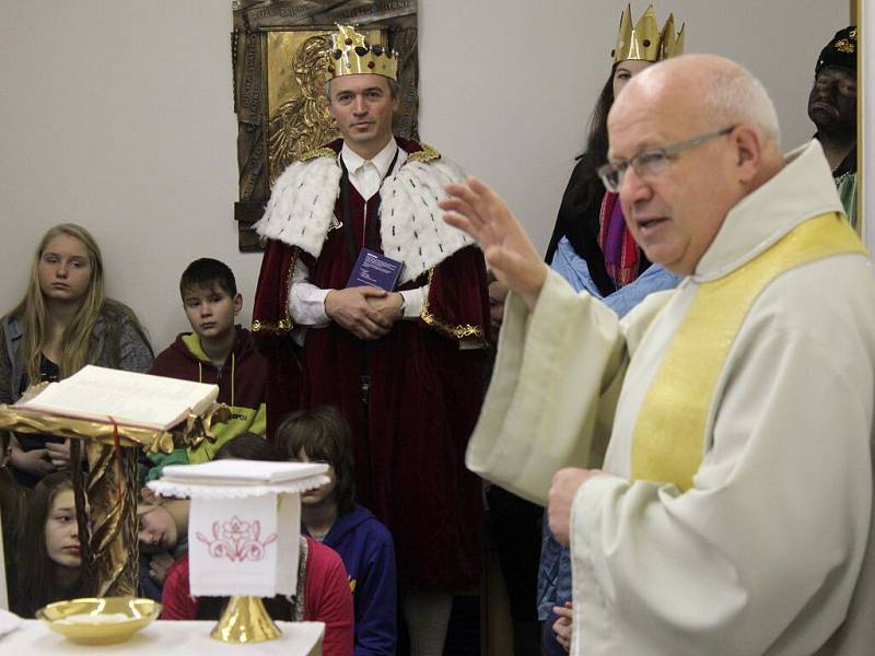 Tříkráloví koledníci vyrazili do ulic Prostějova