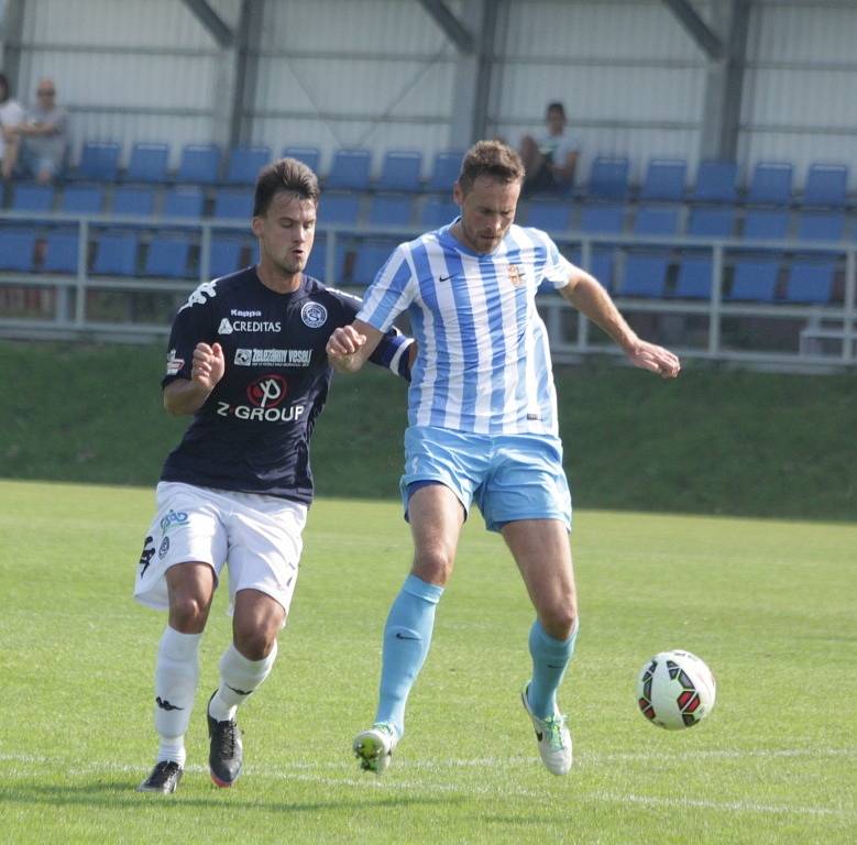 Prostějovští fotbalisté opět bodovali. V sobotu dopoledne na svém hřišti zdolali rezervu Slovácka 3:1.