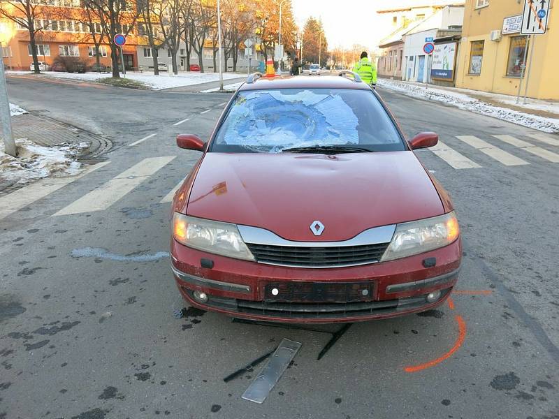 Dopravní nehoda na náměstí Padlých hrdinů v Prostějově - 14. 2. 2021