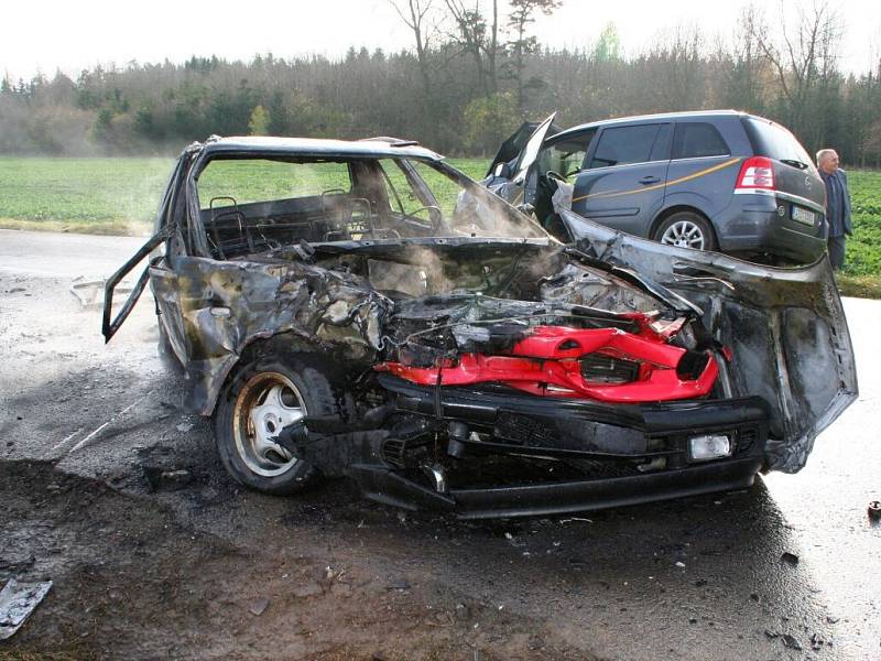 Srážka felicie a opelu u Budětska