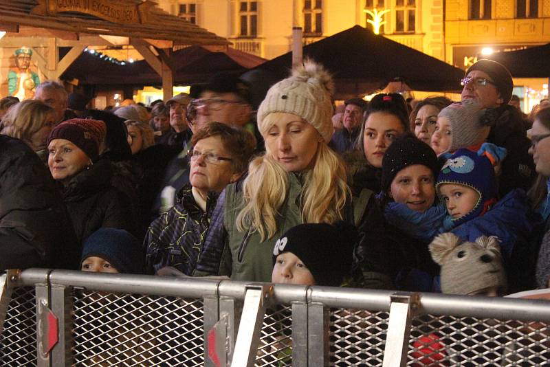 Česko zpívá koledy na náměstí TGM v Prostějově 2017