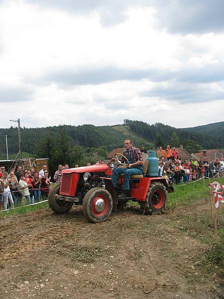 Traktoriáda ve Stínavě