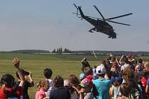 Dětský den s armádou na prostějovském letišti