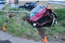 Zranění a vysoká škoda. Takové následky měla nehoda z pátku 29. dubna na staré v křižovatce pod dálničním mostem. 29.4. 2022