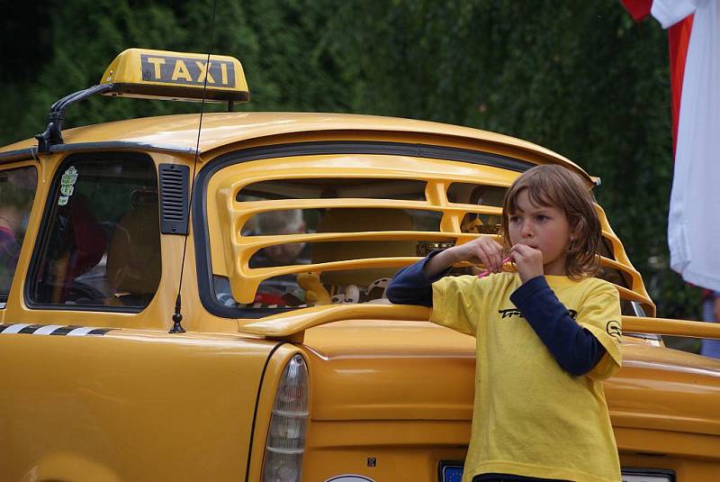 Trabant sraz 2011 v plumlovském kempu Žralok