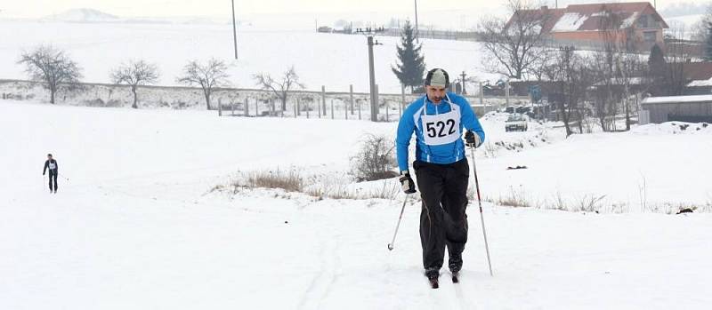 V Otaslavicích závodili lyžaři O metařskou běžku.