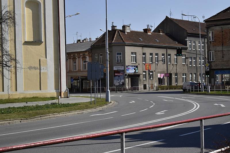 Nouzový stav a zákaz vycházení vylidnily centrum Prostějova. 27.3. 2020