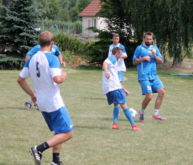 V Krumsíně se odehrál 22. ročník turnaje v malé kopané a vítězem se stal tým FC Pivo