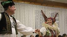 Folklórní soubor Klas z Kralic na Hané představil své umění v místním kulturním domě. Už počtyřicáté.