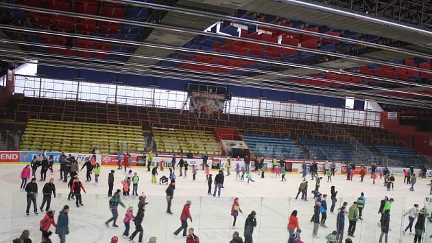 Bruslení pro veřejnost na zimním stadionu v Prostějově