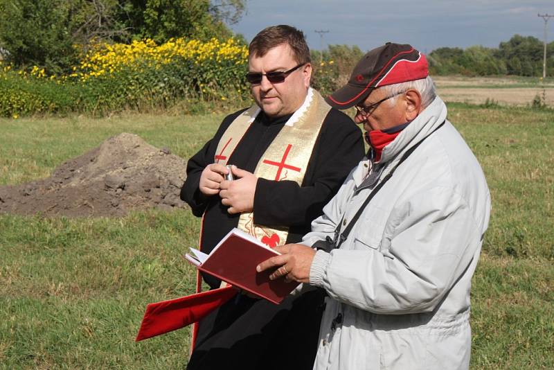 Vysvěcení základního kamene Domova pro seniory v Bedihošti