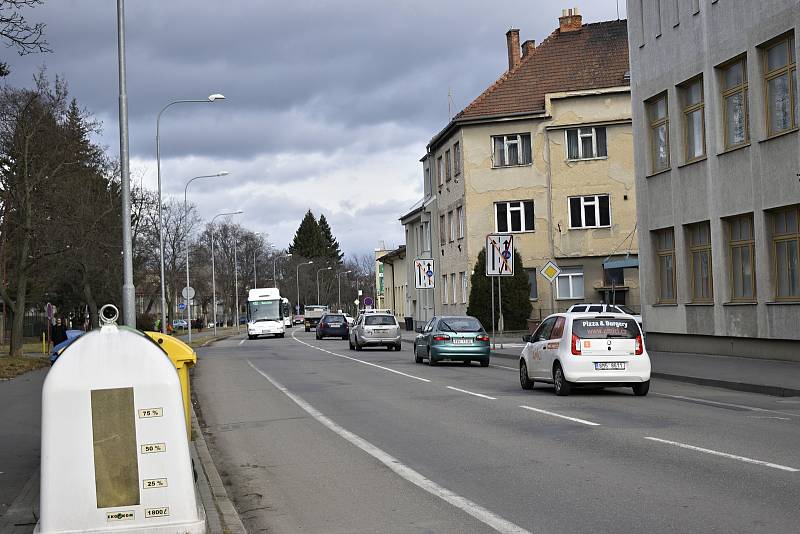 Uzavírka Vrahovické ulice potrvá v daném úseku od 14.2. do 30.6. 2022. Pracovat se bude od křižovatky náměstí Padlých hrdinů k Janáčkově ulici. 11.2. 2022